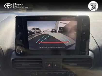 Photo 12 Toyota Proace  CITY Medium 130 D-4D Business BVA RC23