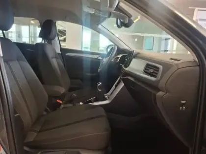 Photo 13 Volkswagen T-roc  2.0 TDI 116ch VW Edition