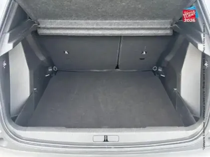 Photo 13 Peugeot 2008  1.2 Hybrid 145ch Allure e-DCS6 CarPlay