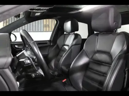 Photo 8 Porsche Macan  3.6 V6 440ch Turbo Pack Performance PDK
