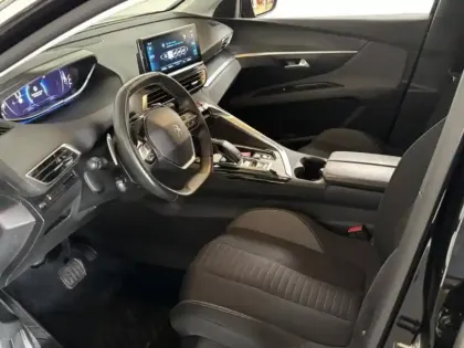 Photo 7 Peugeot 3008 Gén. II Ph2 Style 5