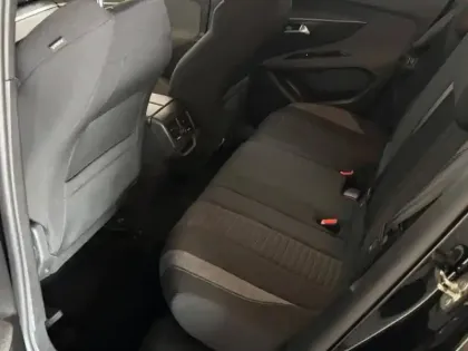 Photo 8 Peugeot 3008 Gén. II Ph2 Style 5