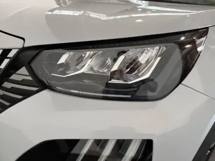 Photo 9 Peugeot 2008  1.2 PureTech 130ch S&S Allure EAT8