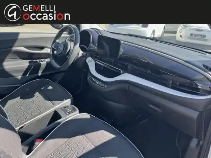 Photo 7 Fiat 500  e 95ch Action Plus berline  MY22 23.8 kWh