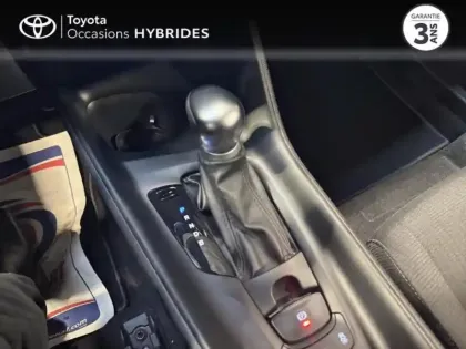 Photo 11 Toyota C-HR  122h Dynamic 2WD E-CVT RC18