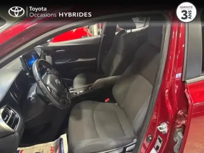 Photo 14 Toyota C-HR  122h Dynamic 2WD E-CVT RC18