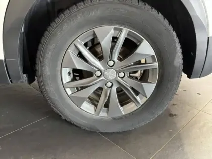 Photo 13 Peugeot 2008  e- 136ch Style