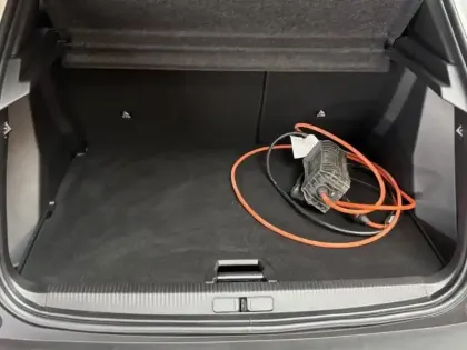 Photo 9 Peugeot 2008  e- 136ch Style