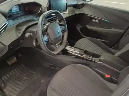 Photo 10 Peugeot 208  e- 136ch Style