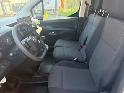 Photo 8 Fiat Doblo Gén. III Ph2 25th Anniversary 4