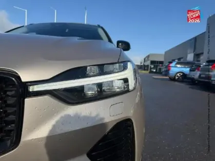 Photo 12 Volvo Xc60  T6 Hybride Rechargeable 253 + 145ch Plus Style Dark Geartronic 8 AWD