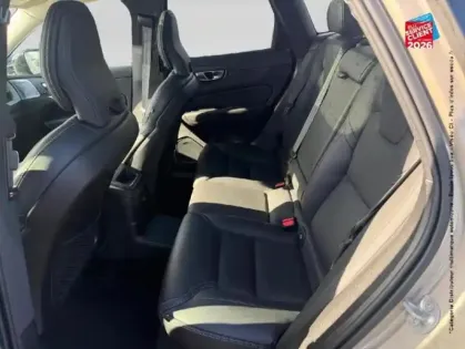 Photo 10 Volvo Xc60  T6 Hybride Rechargeable 253 + 145ch Plus Style Dark Geartronic 8 AWD