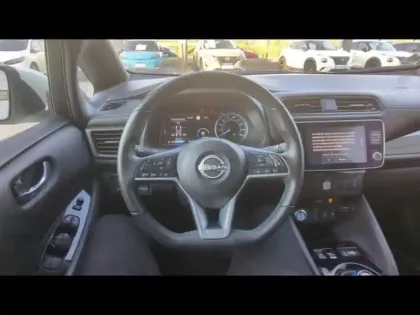 Photo 12 Nissan Leaf  217ch e+ 62kWh N-Connecta 22