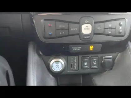 Photo 14 Nissan Leaf  217ch e+ 62kWh N-Connecta 22