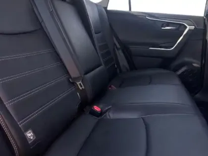 Photo 9 Toyota Rav4  2.5 Hybride 218ch Lounge 2WD MY22