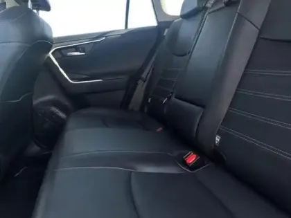 Photo 13 Toyota Rav4  2.5 Hybride 218ch Lounge 2WD MY22