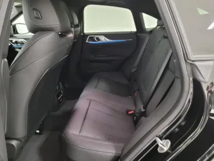 Photo 11 BMW I4  eDrive35 286ch M Sport