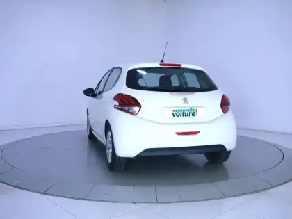 Photo 26 Peugeot 208  PureTech 68ch BVM5
