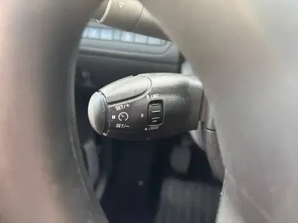 Photo 17 Peugeot 208  PureTech 68ch BVM5