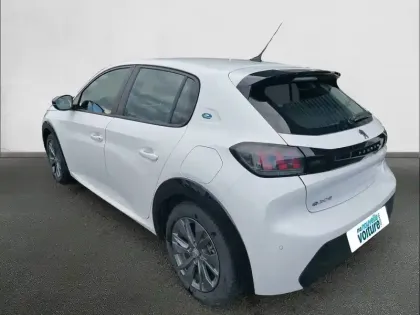 Photo 6 Peugeot 208  Electrique 50 kWh 136ch