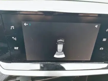 Photo 18 Peugeot 208  Electrique 50 kWh 136ch