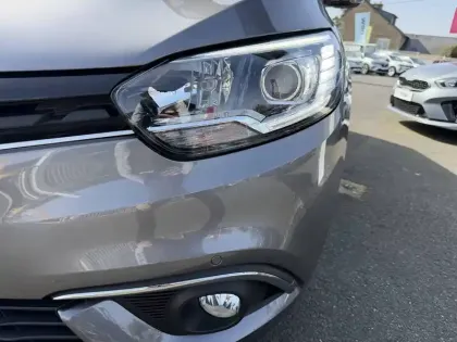 Photo 17 Renault Scenic Grand  Blue dCi 120