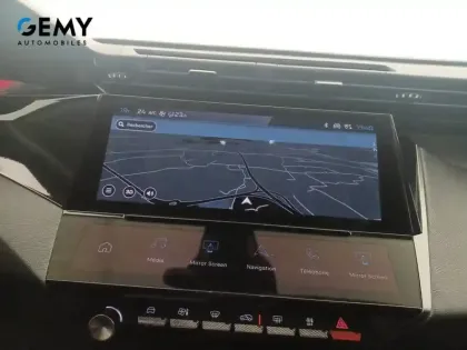 Photo 13 Peugeot 308  Hybrid 145 e-DCS6