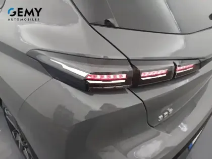 Photo 16 Peugeot 308  Hybrid 145 e-DCS6