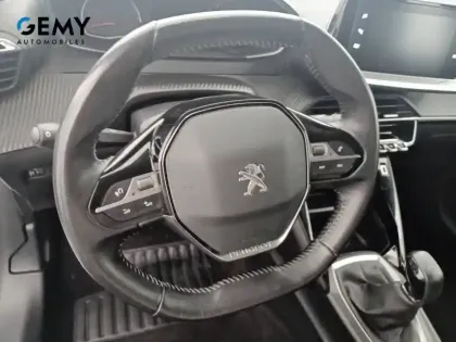 Photo 12 Peugeot 208  PureTech 75 S&S BVM5