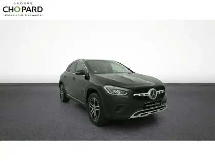 Photo 83 Mercedes GLA  200 7G-DCT