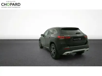 Photo 77 Mercedes GLA  200 7G-DCT