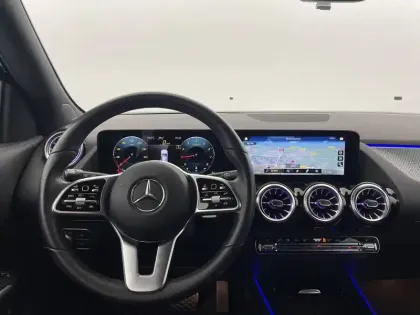 Photo 93 Mercedes GLA  200 7G-DCT