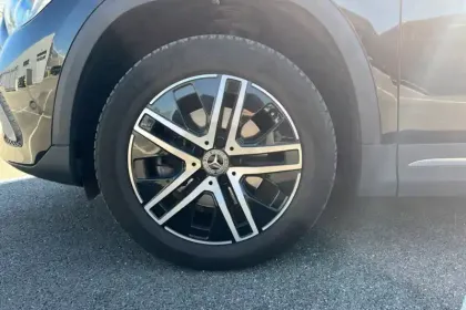 Photo 59 Mercedes GLA  200 7G-DCT