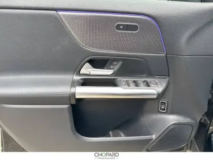 Photo 45 Mercedes GLA  200 7G-DCT