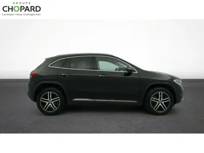 Photo 81 Mercedes GLA  200 7G-DCT