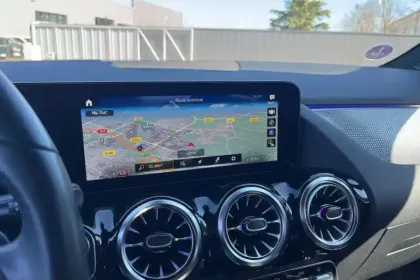 Photo 64 Mercedes GLA  200 7G-DCT