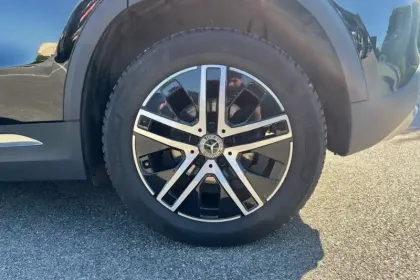 Photo 60 Mercedes GLA  200 7G-DCT