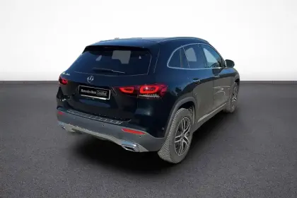 Photo 53 Mercedes GLA  200 7G-DCT