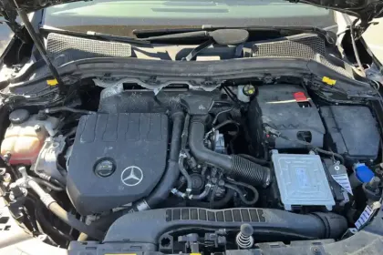 Photo 63 Mercedes GLA  200 7G-DCT