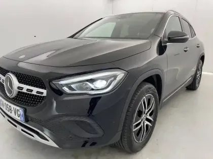 Photo 102 Mercedes GLA  200 7G-DCT