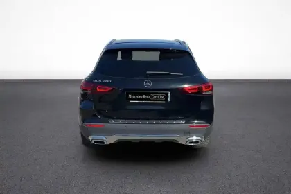 Photo 52 Mercedes GLA  200 7G-DCT