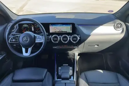 Photo 69 Mercedes GLA  200 7G-DCT