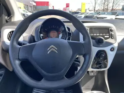 Photo 8 Citroën C1  VTi 72