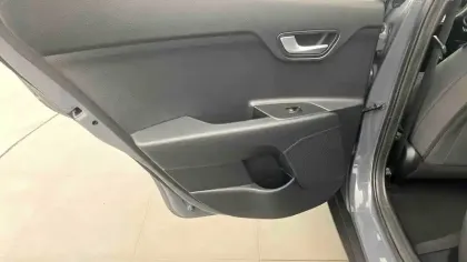 Photo 28 Kia Stonic  1.0 T-GDi 100 ch BVM6