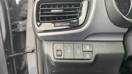 Photo 25 Kia Stonic  1.0 T-GDi 100 ch BVM6