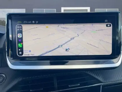 Photo 53 Peugeot 208  Hybrid 136 e-DCS6