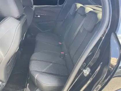 Photo 72 Peugeot 208  Hybrid 136 e-DCS6