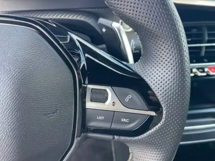 Photo 55 Peugeot 208  Hybrid 136 e-DCS6