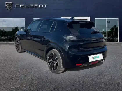 Photo 35 Peugeot 208  Hybrid 136 e-DCS6