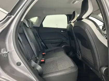 Photo 33 Renault Captur  E-Tech 145 - 21